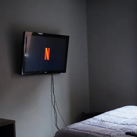 Apartament Oceanic & Trendy Two Bedroom With Free Parking *