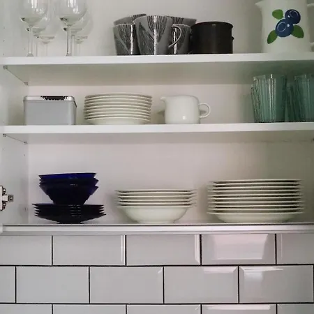 Oceanic & Trendy Two Bedroom With Free Parking Helsinki