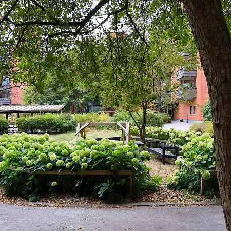 Oceanic & Trendy Two Bedroom With Free Parking * Helsinki