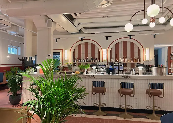 Oceanic & Trendy Two Bedroom With Free Parking Appartement *